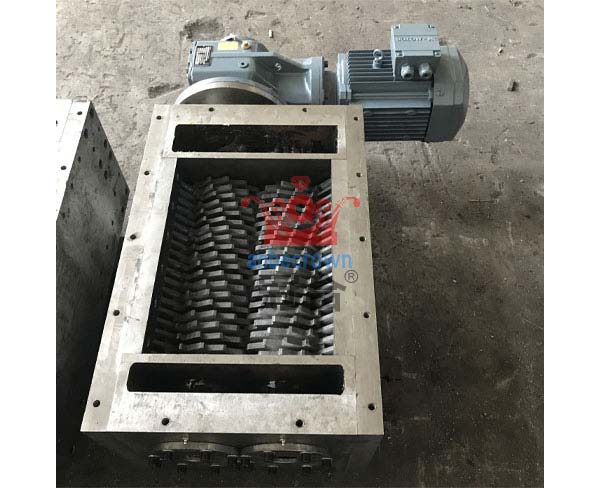 廢鋼撕碎機的刀片磨損后要如何處理？