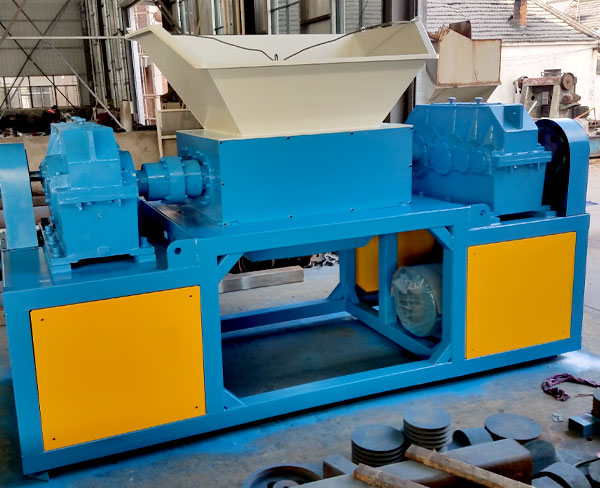 橡膠撕碎機(jī)的刀片磨損后要如何處理？